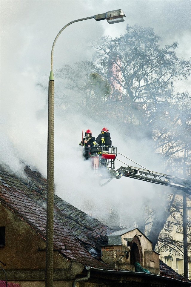 Pożar pustostanu na PoznańskiejPożar pustostanu na Poznańskiej