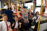 Śpiewali pieśni patriotyczne w Autobusie dla Niepodległej w Inowrocławiu [zdjęcia, video]