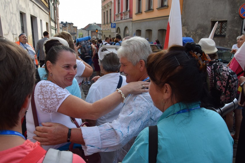 Piesza pielgrzymka po raz 35. wyruszyła na Jasną Górę.