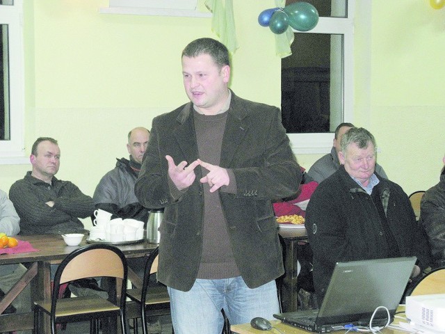 Spotkanie w sprawie gazu łupkowego w Miszewie. Jakub Kazimierski z Miszewa nie chce górniczego krajobrazu we wsi.