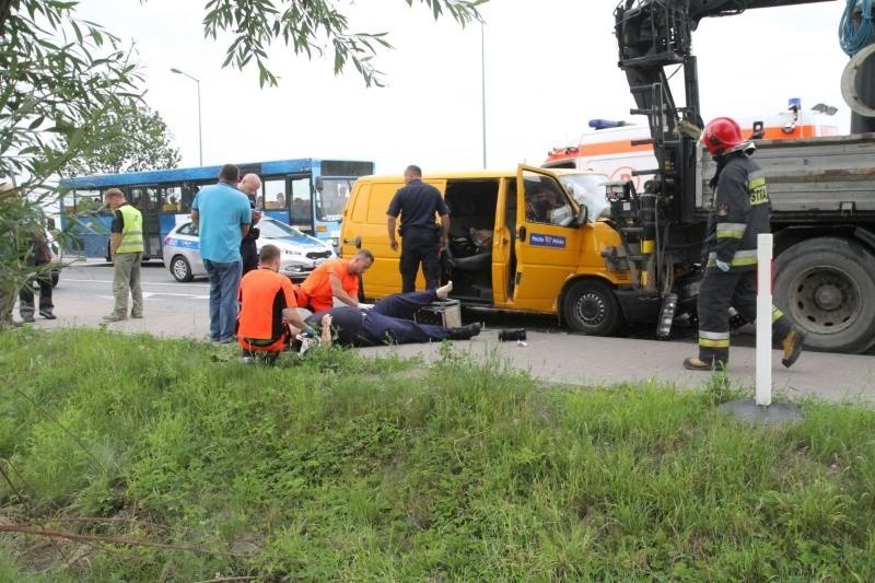 Wypadek w Mirkowie, 26.06.2015, bankowóz Poczty Polskiej...