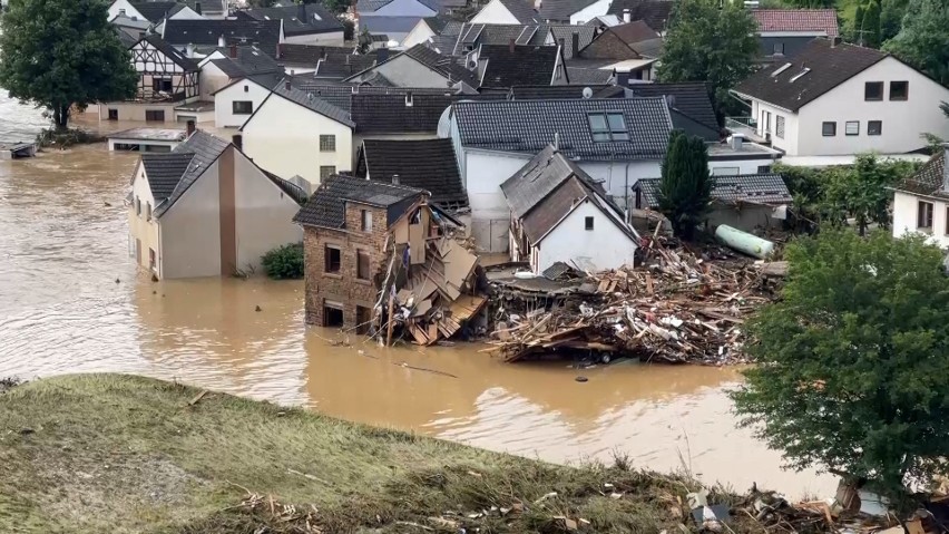 Powódź w Nadrenii Palatynacie i Nadrenii Północnej Westfalii...