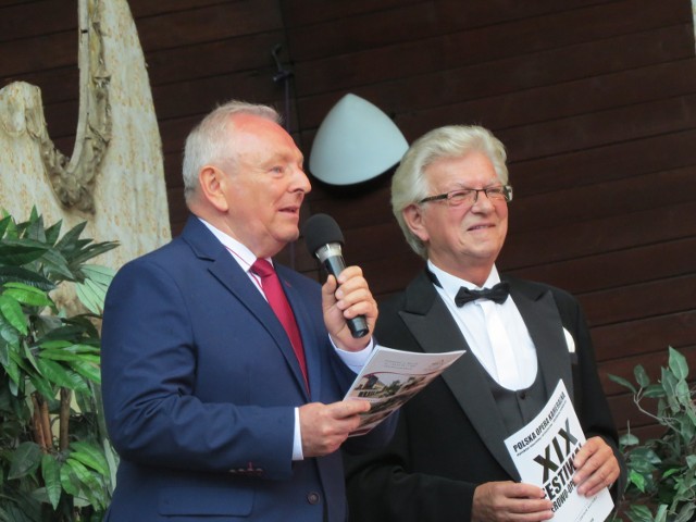 Festiwal tradycyjnie otworzyli burmistrz Leszek Dzierżewicz i Kazimierz Kowalski, dyrektor Polskiej Opery Kameralnej oraz dyrektor festiwalu