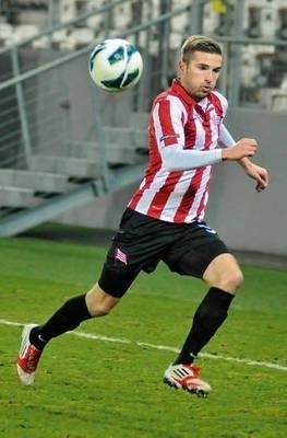 Bartłomiej Dudzic w trzecim kolejnym meczu zdobył gola dla "Pasów" Fot. Wojciech Matusik