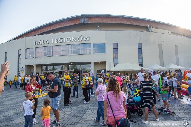 Wewnątrz Hali Legionów pojawiły się nowe elementy.