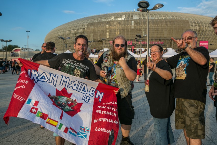 Kraków. Fani przed koncertem Iron Maiden w Tauron Arenie [ZDJĘCIA]