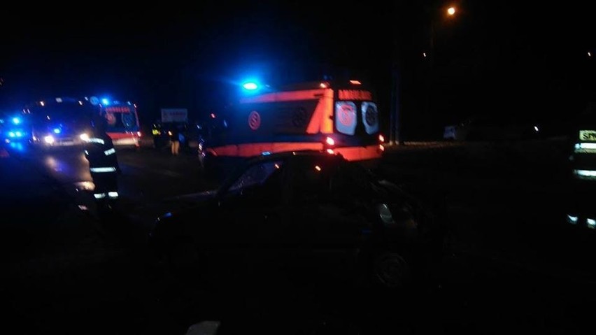 Wypadek w Rybniku. Trzy auta zderzyły się na Chwałowickiej
