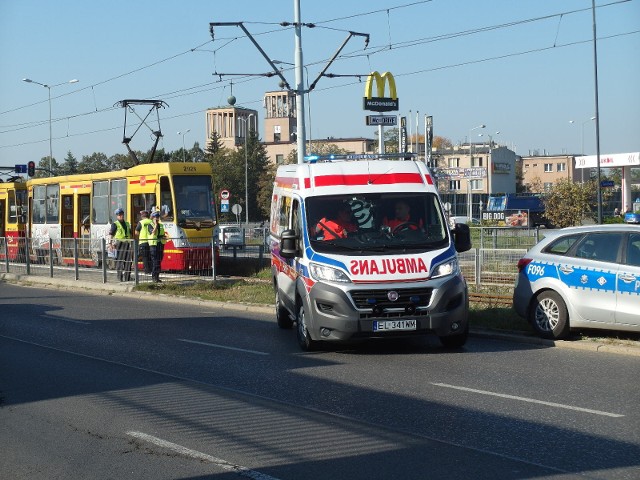 Wypadek na Pabianickiej w Łodzi. Nastolatek potrącony przez tramwaj