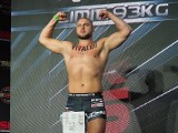 MMA. Adam Tomasik z MMA Krosno przegrał swoją debiutancką walkę w organizacji KSW