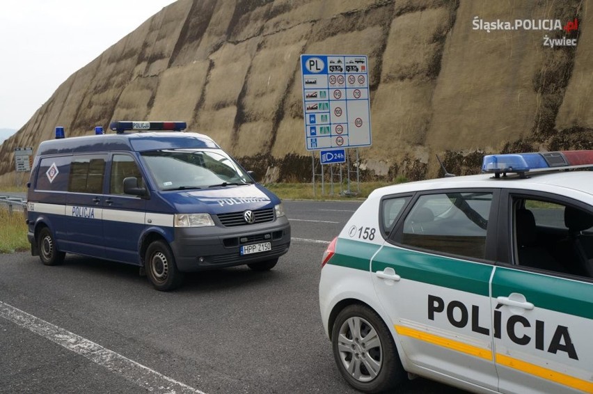 Policyjne polsko-słowackie patrole na drogach Żywca [ZDJĘCIA]