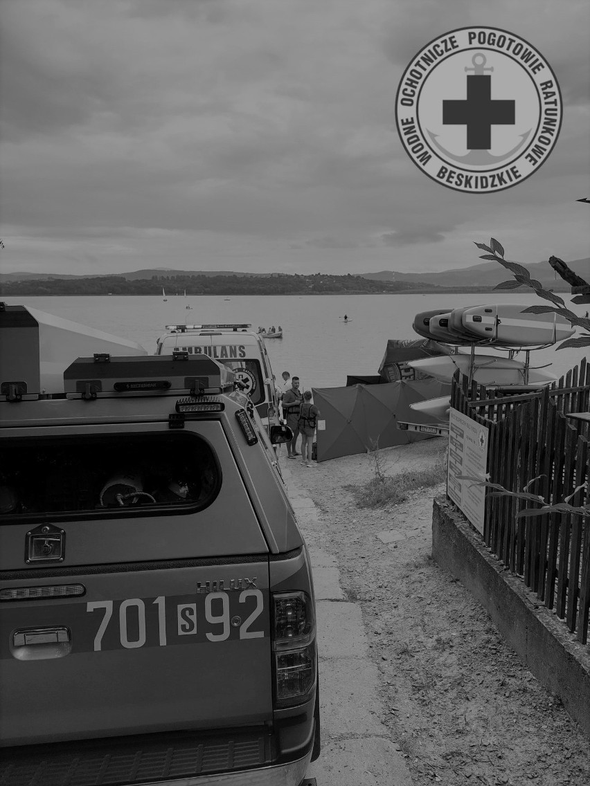 Tragiczny wypadek na Jeziorze Żywieckim. Niestety, mimo akcji ratowniczej WOPR, mężczyzny nie udało się uratować