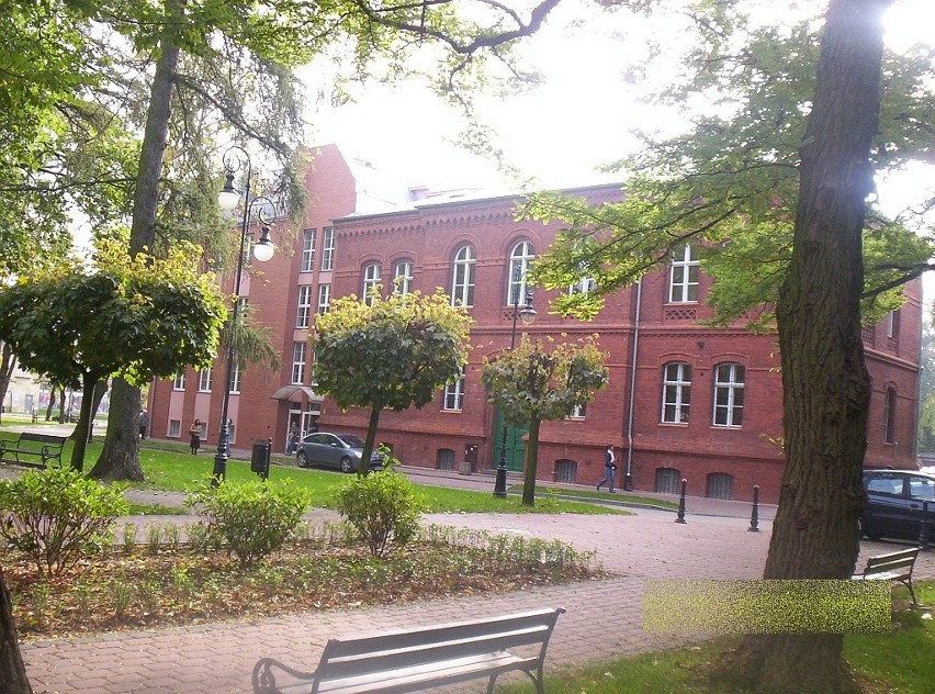 Sąd w Świebodzinie sąsiaduje z dwiema szkołami