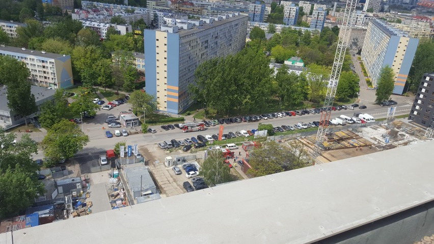 Akcja ściągania operatora dźwigu we Wrocławiu