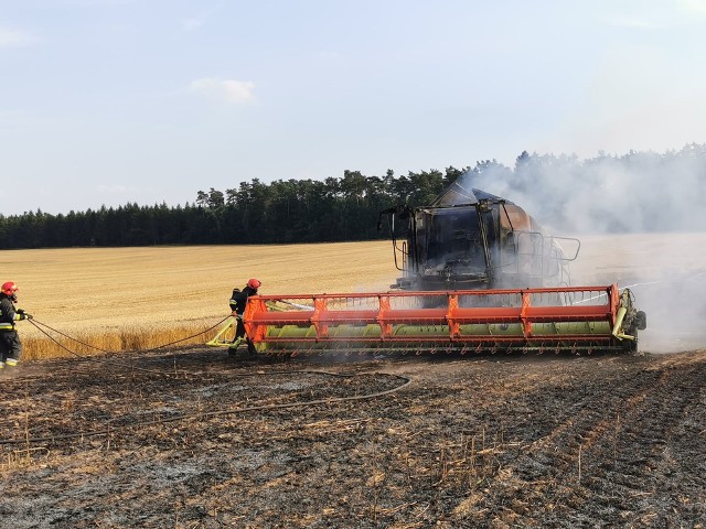 Pożar kombajny w pow. świdwińskim