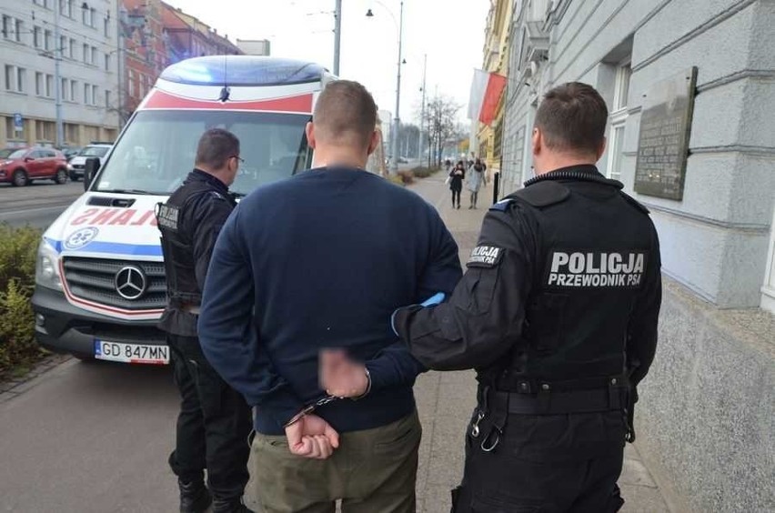 Podejrzany o podpalenia aut w Gdańsku zatrzymany