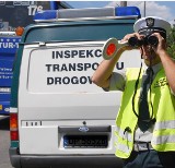 Świebodzińscy policjanci wraz z Inspekcją Transportu Drogowego kontrolowali ciężarówki