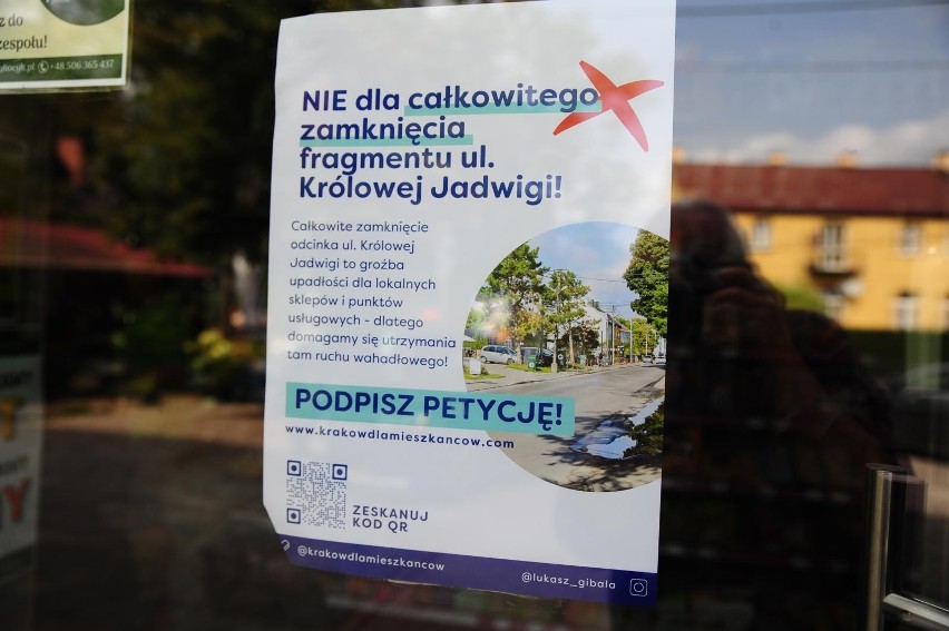 Kraków. Ulica Królowej Jadwigi zostanie zamknięta na pół roku. Prace będą prowadzone też po zmroku. Przedsiębiorcy obawiają się bankructwa