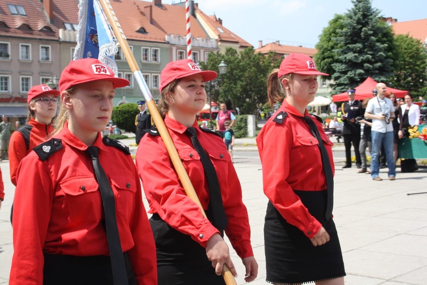 Oni ratują nasze życie. Zobacz strażaków i ich sprzęt