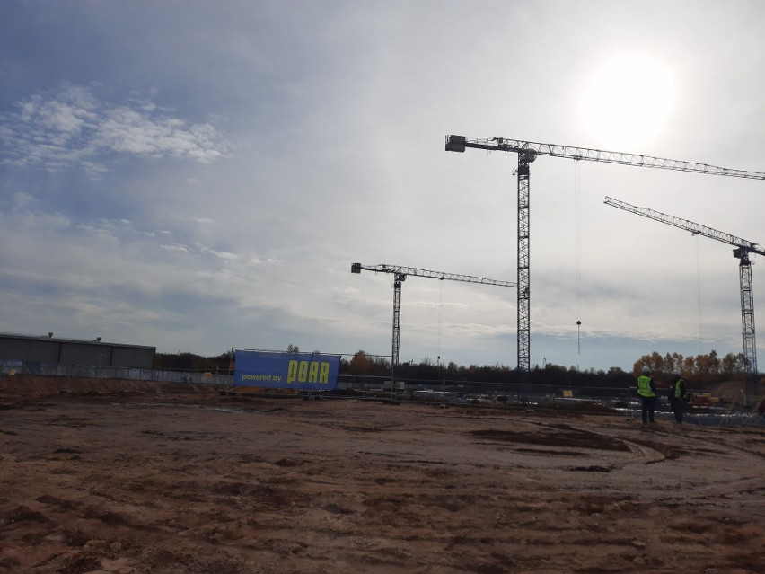 Budowa nowej siedziby Polskich Sieci Elektroenergetycznych w Radomiu. Wmurowano kamień węgielny. Zobacz zdjęcia
