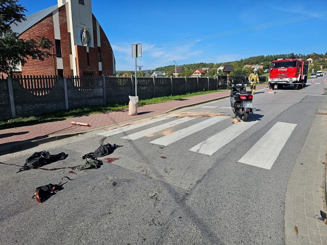 Wypadek w Bęczkowie miał tragiczny finał. Kierowca skutera zmarł w szpitalu.