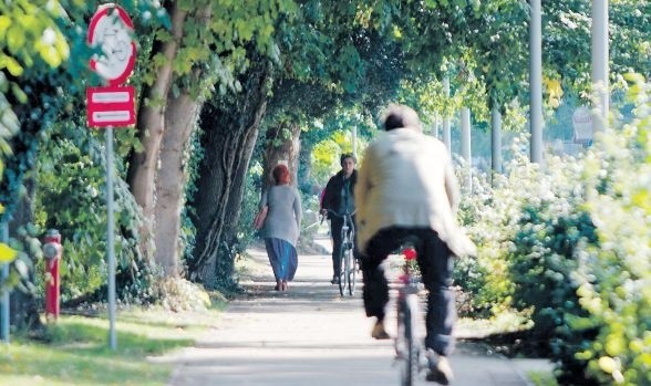 Niebawem można spodziewać się częstszych kontroli ścieżek rowerowych przez kołobrzeskich strażników miejskich. Będą pilnować, aby piesi nie wchodzili w drogę rowerzystom i na odwrót.