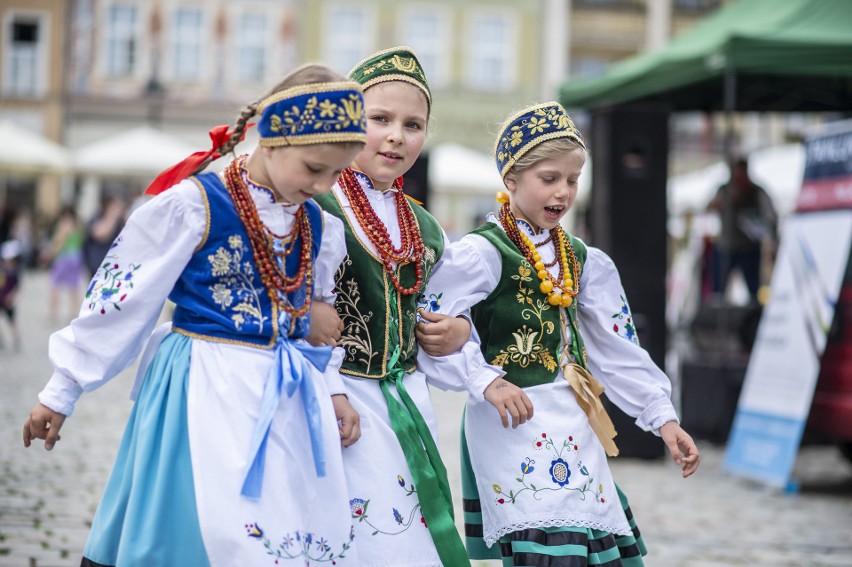 Już po raz kolejny Towarzystwo Miłośników Lwowa i Kresów...