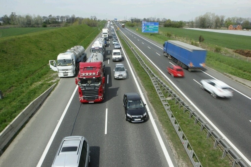 Autostrada A4: Kierowcy utknęli w potężnym korku pod Wrocławiem