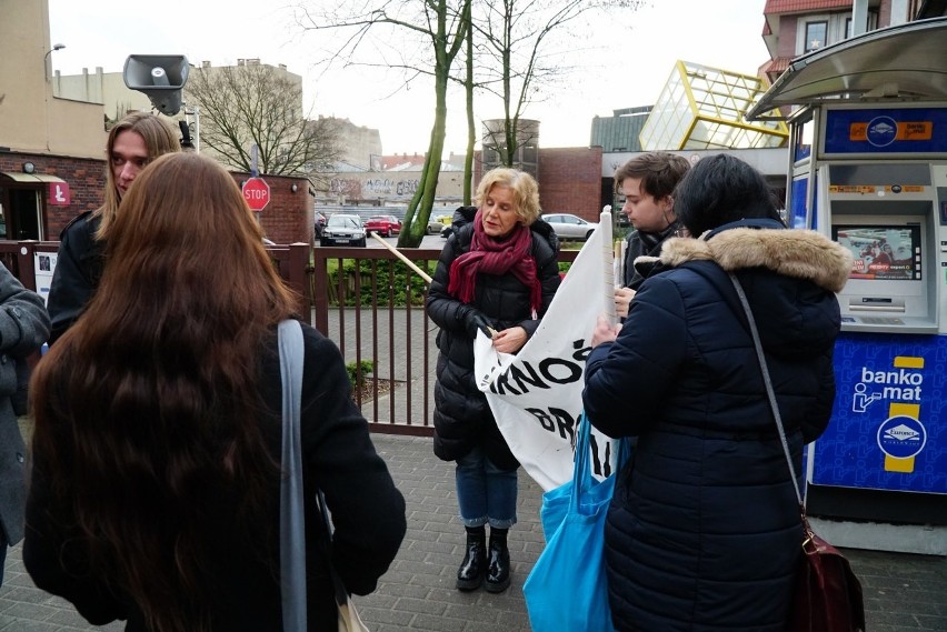 Jednym z celów manifestująćych było zablokowanie możliwości...