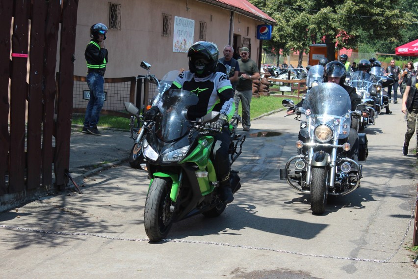 Motocykliści przejechali ulicami Libiąża i Oświęcimia. Ich maszyny robią wrażenie [ZDJĘCIA]