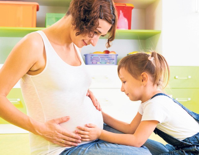 Cel ankiety? NFZ liczy, że wyniki badania pomogą w zapewnieniu kobietom jak najlepszej opieki w okresie ciąży, porodu i połogu. Dlatego im więcej pań odpowie na pytania, tym lepiej