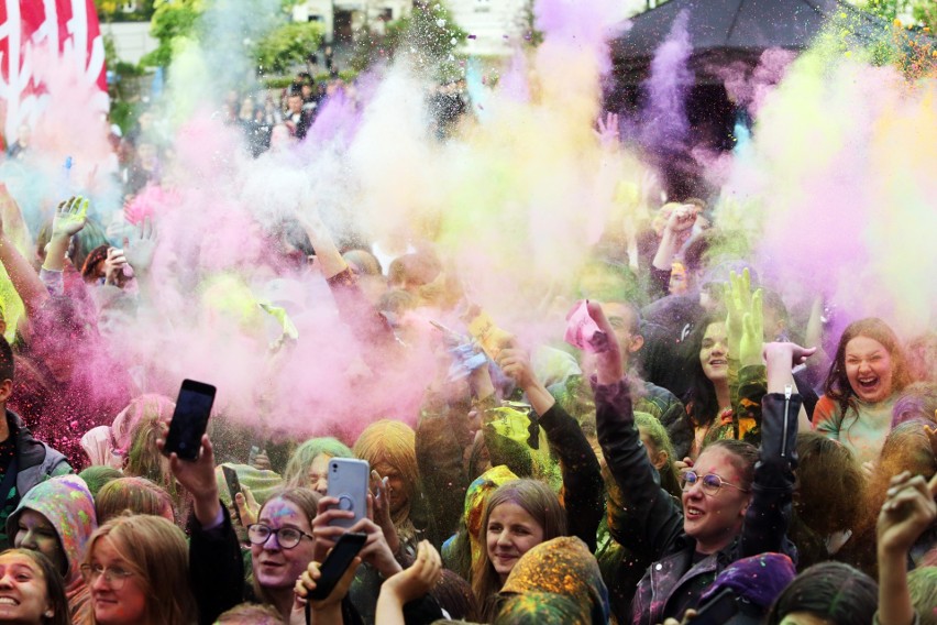 Festiwal kolorów w Browarze Perła. Barwna impreza powróciła do Lublina [ZOBACZ ZDJĘCIA]           
