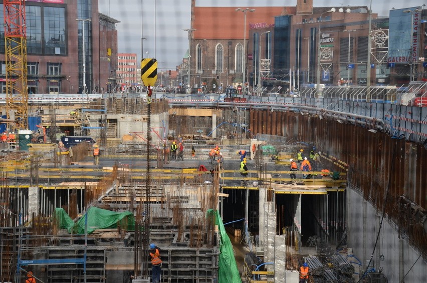 Biurowiec Dominikański ma już pierwszych najemców. Biura wynajęła... sama Skanska