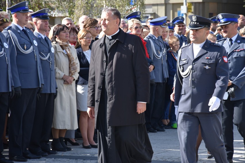 Uroczystości rozpoczęły się na placu Biegańskiego w...