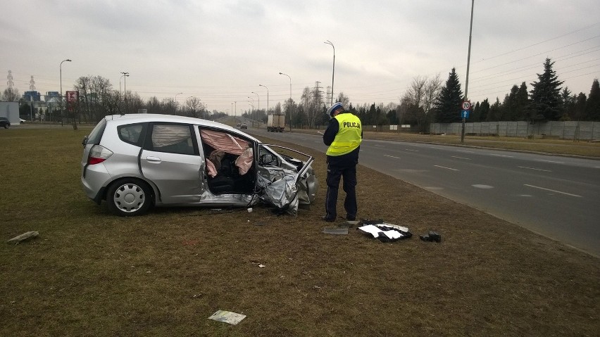 Wypadek na Rondzie Sybiraków. Są ranni! [zdjęcia]