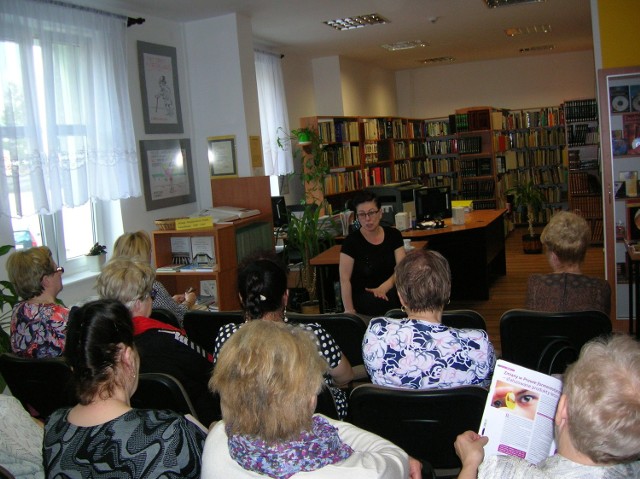 W dniu 5 kwietnia 2016r. w czytelni biblioteki w Miastku odbyło się spotkanie z mgr farm. Marią Paturej.Tematem przewodnim spotkania była „opieka farmaceutyczna”.