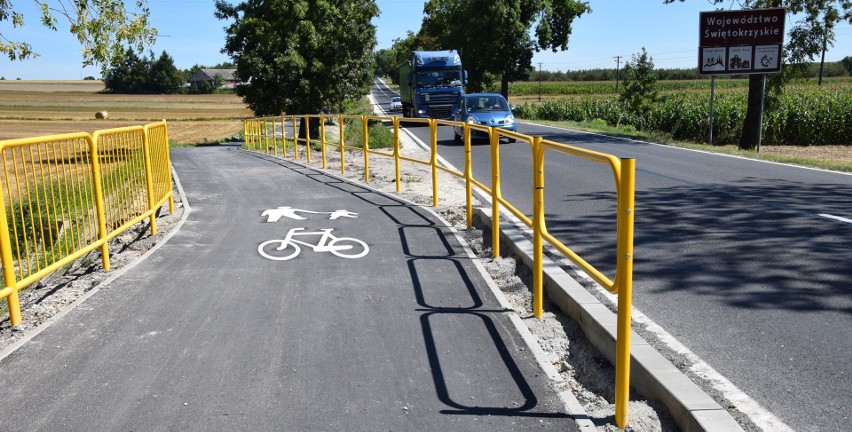 Ponad 13 kilometrów nowego chodnika i ścieżki rowerowej przez gminę Moskorzew