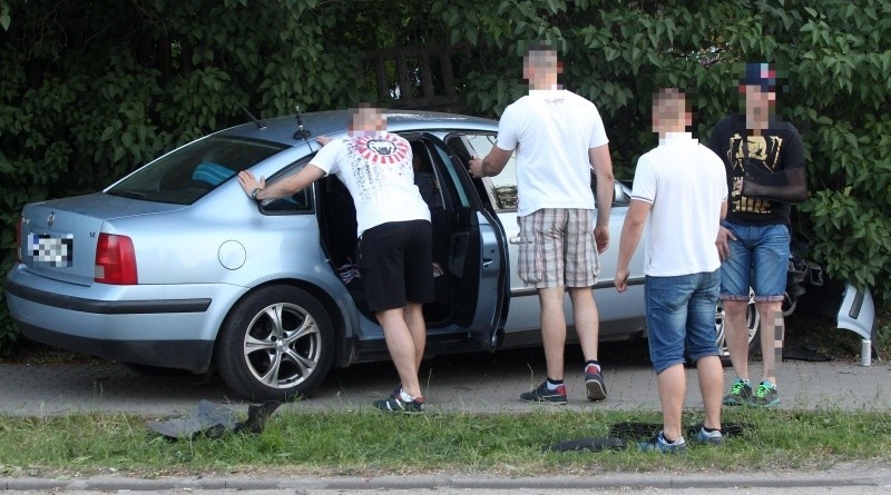 Wypadek kibiców ŁKS-u. Zderzyły się trzy samochody [zdjęcia]