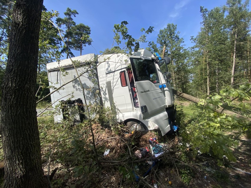 Do wypadku doszło na drodze między Oleśnicą i Twardogórą, na...
