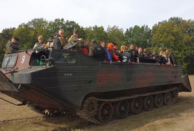 Służby ćwiczyły na poligonie Biała Góra.