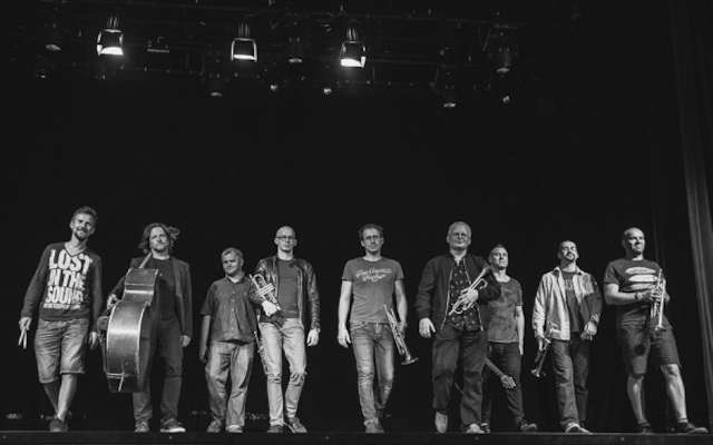 Dziewięciu muzyków z Maciejem Fortuną na czele nagrało album „Tribute to Andrzej Przybielski”, którego premiera na żywo na scenie MCK