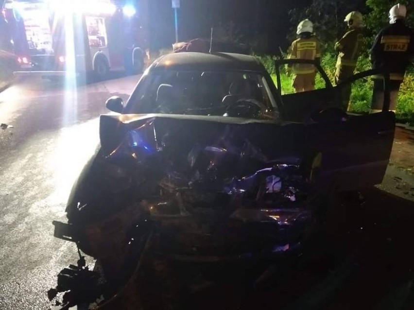 Wypadek w Stegnie 7.07.2021 r. Zderzyły się dwa samochody, siedem osób zostało rannych 