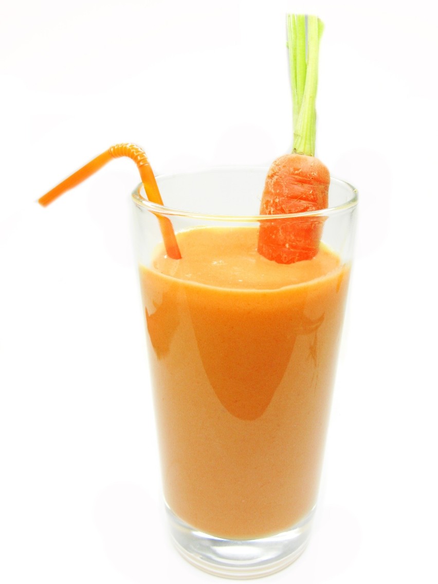300 ml soku marchewkowo-owocowego zawiera 7 łyżeczek cukru....