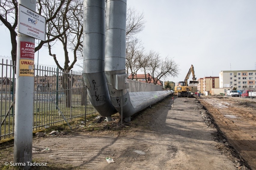 W Stargardzie, na skrzyżowaniu ulic Ceglanej i Węgierskiej, trwa budowa ronda [ZDJĘCIA]