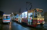 Wypadek na ul. Narutowicza. Autobus zderzył się z tramwajem [zdjęcia]