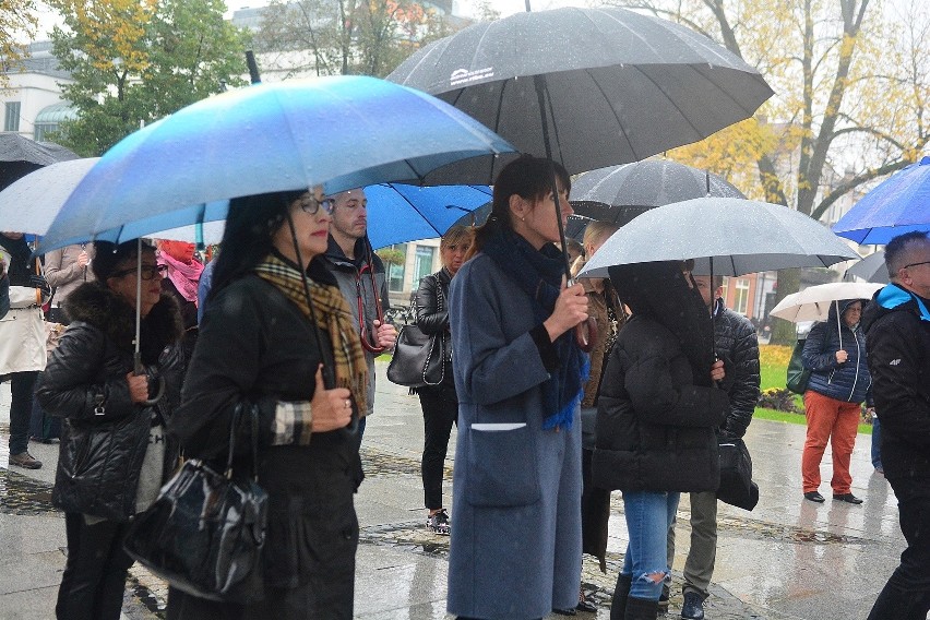 Protesty zwolenników i przeciwników zaostrzenia ustawy aborcyjnej w Radomiu