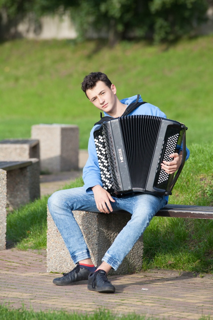 Lukas pochodzi z umuzykalnionej rodziny.