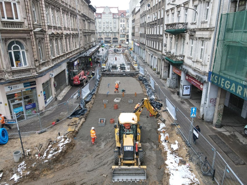 W tym tygodniu, przez trzy kolejne noce (od 24 do 27...