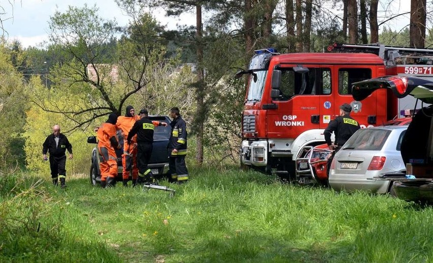 Na miejscu zdarzenia pracowali strażacy, policja i...