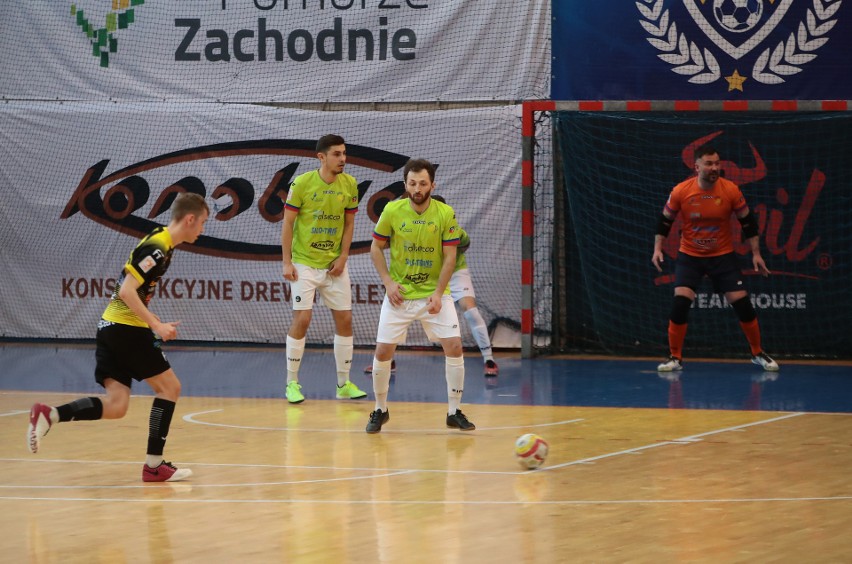 Piękny koniec sezonu. Futsal Szczecin odwrócił losy meczu. ZDJĘCIA