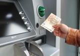 Włoch jeździł po sklepach z fałszywymi pieniędzmi. Grozi mu 10 lat więzienia